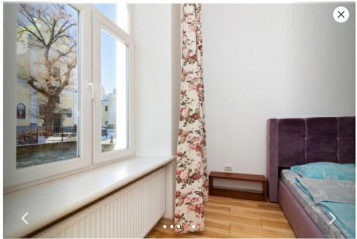 Три Кімнати Вулиця Грушевського 9 Центр Міста Львів Apartment Exterior photo